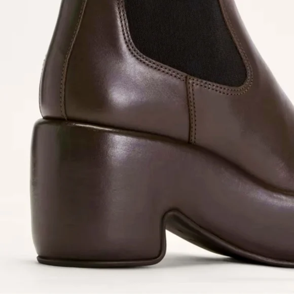 EVERLANE The Puffa Boot - Picture 5 of 16